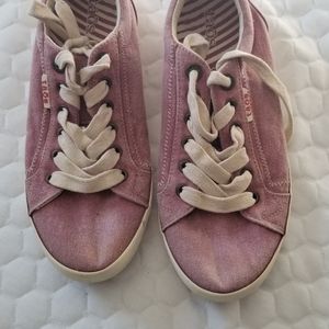 Taos Pink/purple Sneakers Size 8